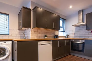 7 bed house, St. Peters Street, Plasnewydd, Cardiff, CF243BA - Image 8